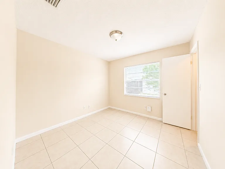 206 S Galena Ave — Photo 7