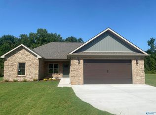 11193 Percy Dr, Tanner, AL 35671