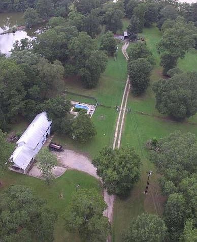 2nd image of 24955 Juban Rd