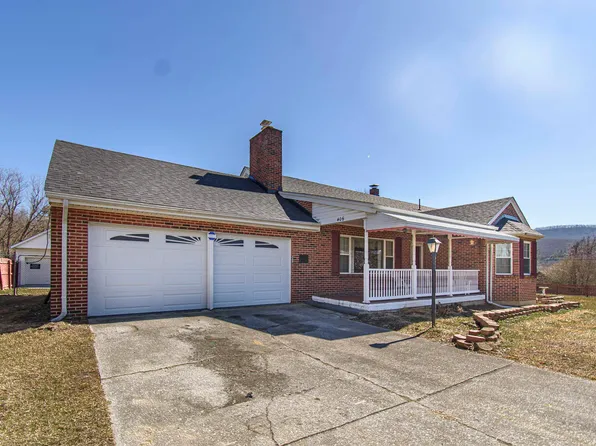 406 Newbern Rd, Pulaski, VA 24301