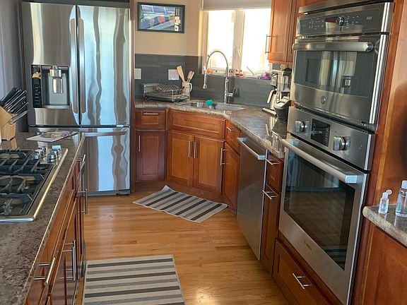 2nd image of 621 National St