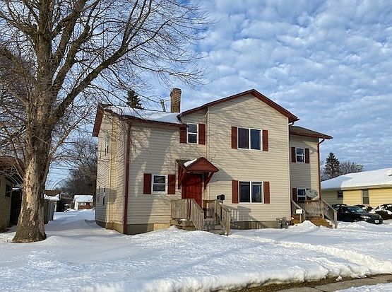 1st image of 939-941 Benton Ave