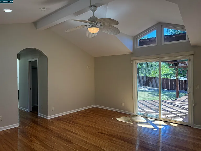 1271 Summit Rd — Photo 8