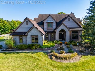 25230 Woodworth Dr, Novi, MI, 48374