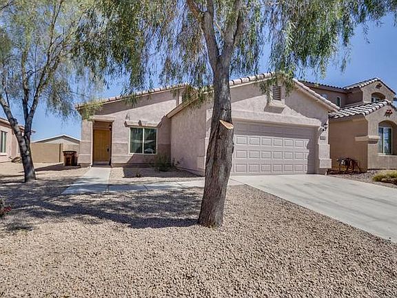 2nd image of 823 E Gold Dust Way
