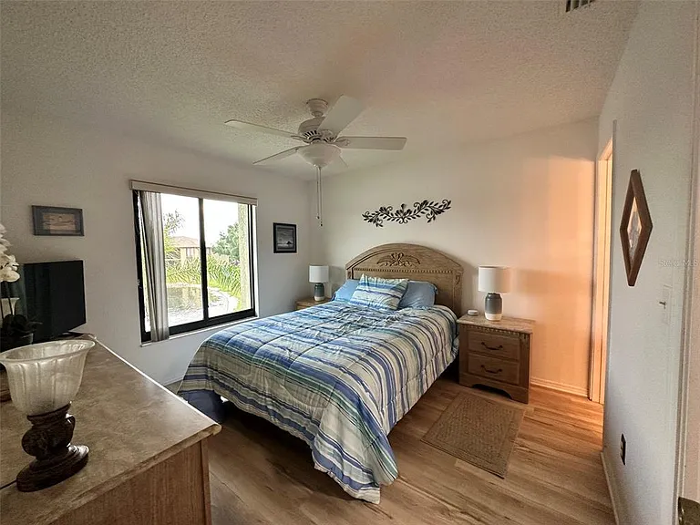 4024 Oakview Dr #I9 — Photo 11