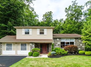 844 Broadmoor Rd, Huntingdon Valley, PA 19006