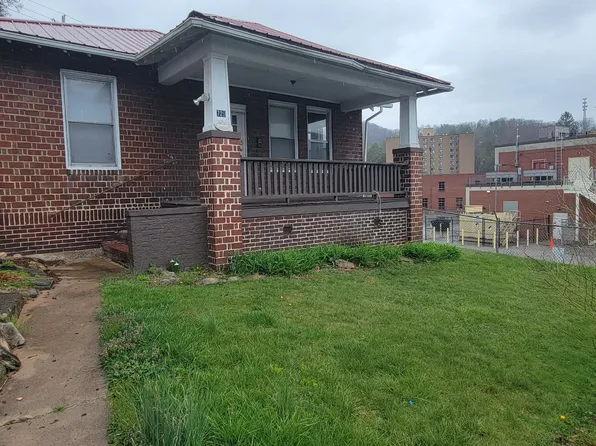 726 Virginia Ave NW, Norton, VA 24273