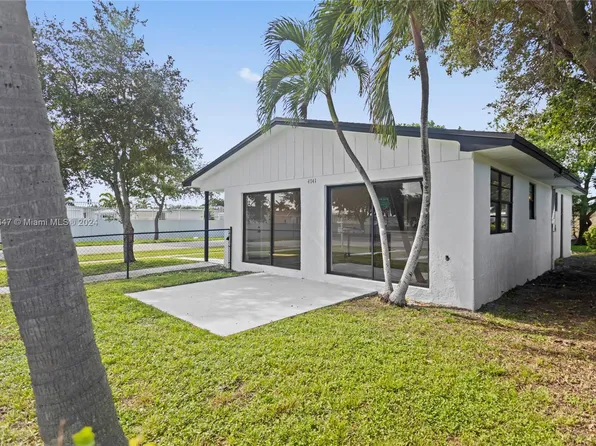4741 SW 26th St, Hollywood, FL 33023