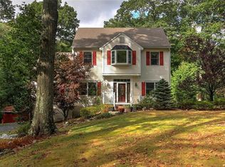 275 Guinea Rd, Newtown, CT 06470
