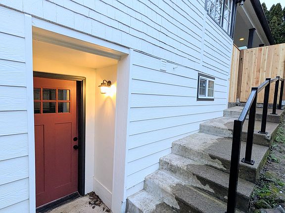2nd image of 4310 Grant St