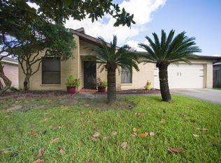 16031 Windom Dr, Webster, TX 77598