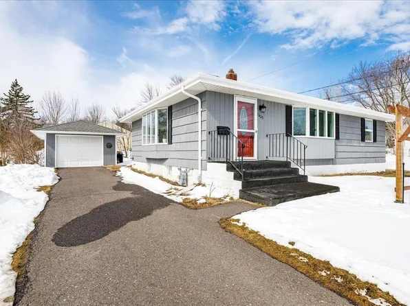 1403 N 47th Ave E, Duluth, MN 55804