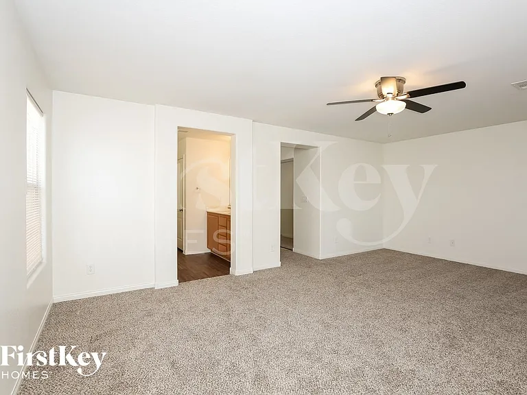 133 Cracked Tree Ave — Photo 8