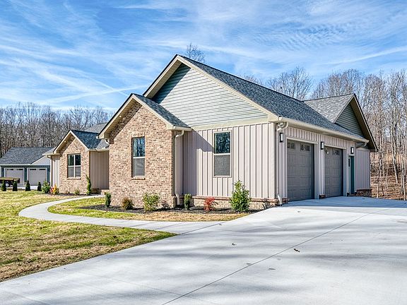 4th image of 1084 Cumberland View Dr