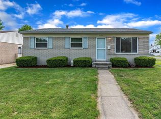 9404 Washington St, Romulus, MI 48174