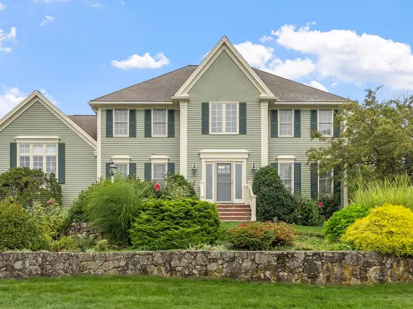 65 Bridle Path, Tewksbury, MA 01876
