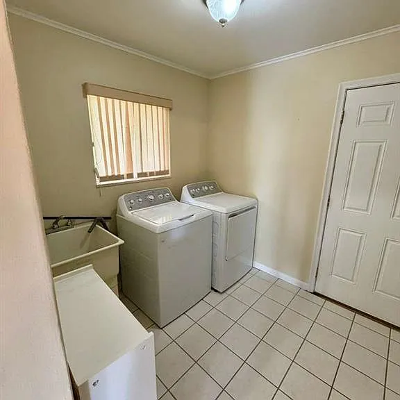 5739 Willow Creek Dr — Photo 10