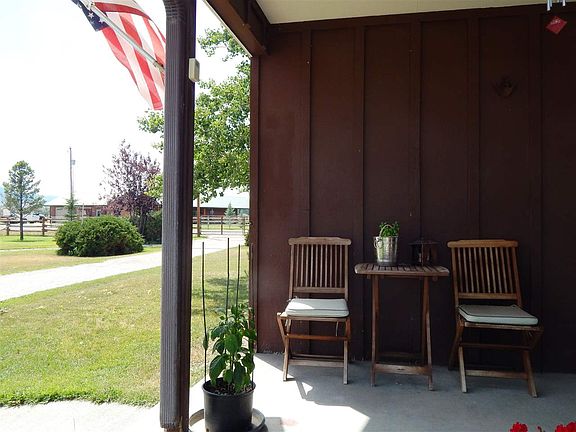 4th image of 3585 Juniper Dr
