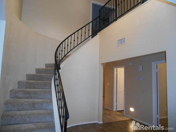 3rd image of 5341 E Fairbrook St