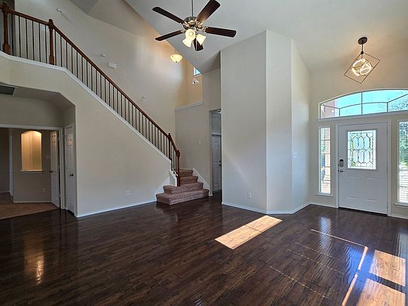 3rd image of 1306 Stonewall Rdg