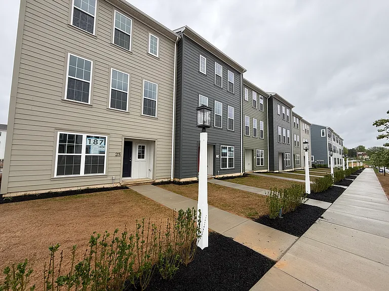 21 Snap Dragon Rd — Photo 1
