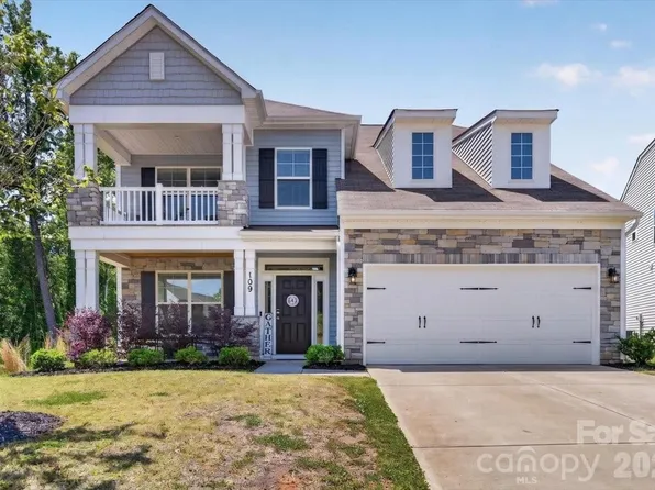 109 W Heart Pine Ln, Statesville, NC 28677