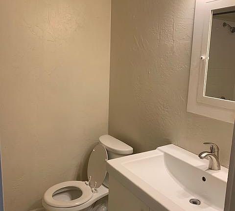 4th image of 112 N Rose St #1/2