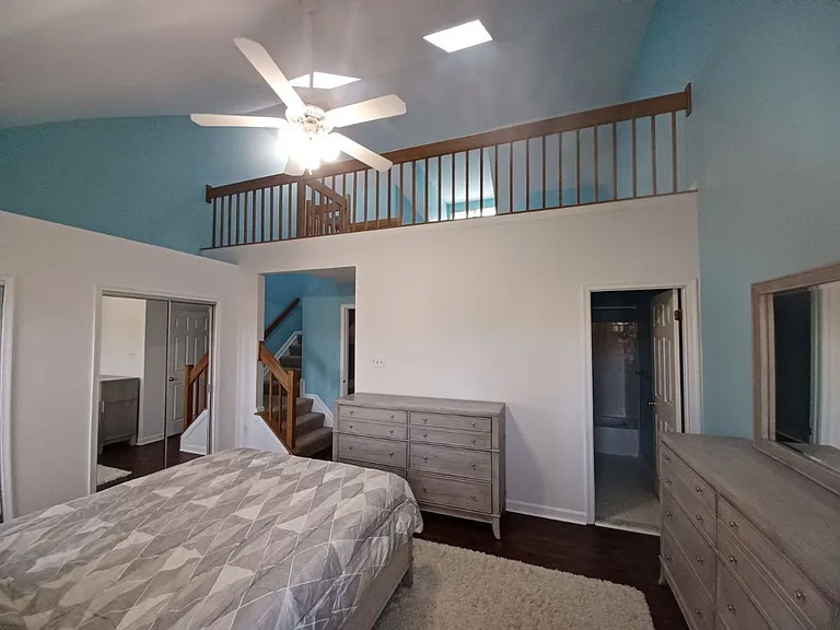 8028 Green Valley Ln — Photo 45