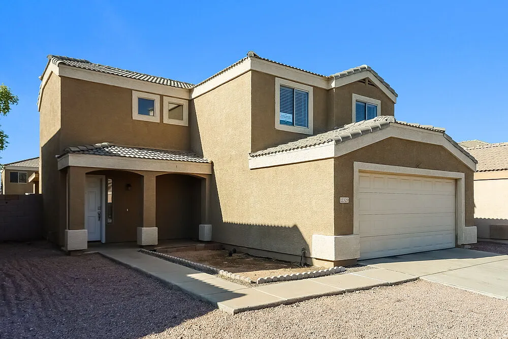 4 bed, 2.5 bath, 1495 sqft, $1,925 — Photo 4