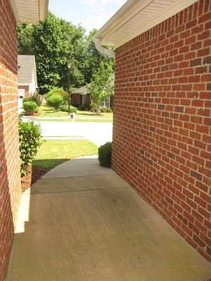 2nd image of 632 Ventana Dr