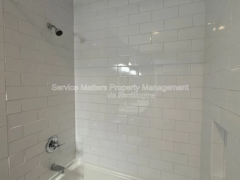 1416 E Baars St — Photo 25