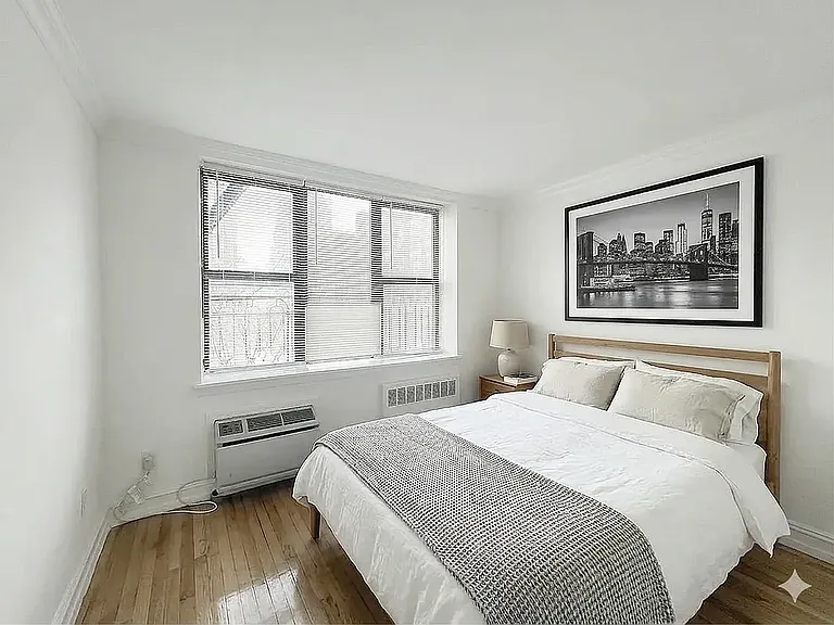 238 E 36th St #2G — Photo 3