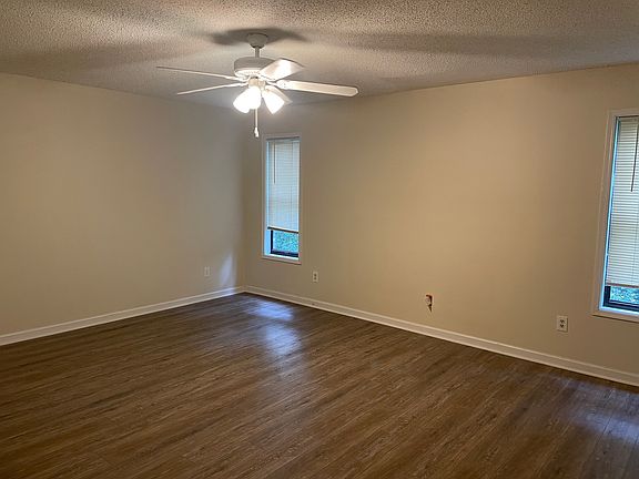 4th image of 1733 Hickory Grove Trl NW