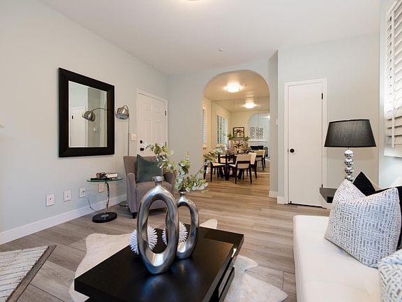5th image of 437 Cork Harbour Cir APT C