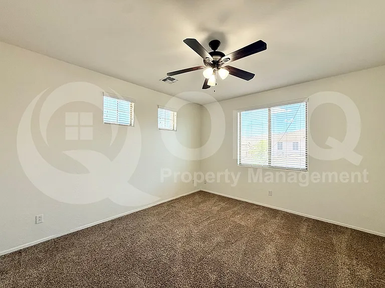 7310 S 26th Ln — Photo 13