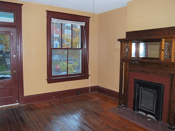 4th image of 4255 Botanical Ave Unit 1