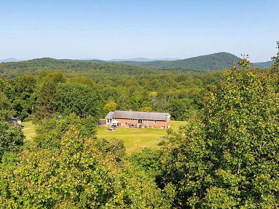 3rd image of 436 Castleton View Rd