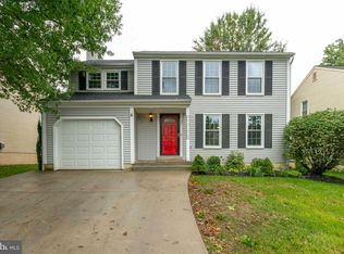 22 Cinnabar Ct, Gaithersburg, MD 20879
