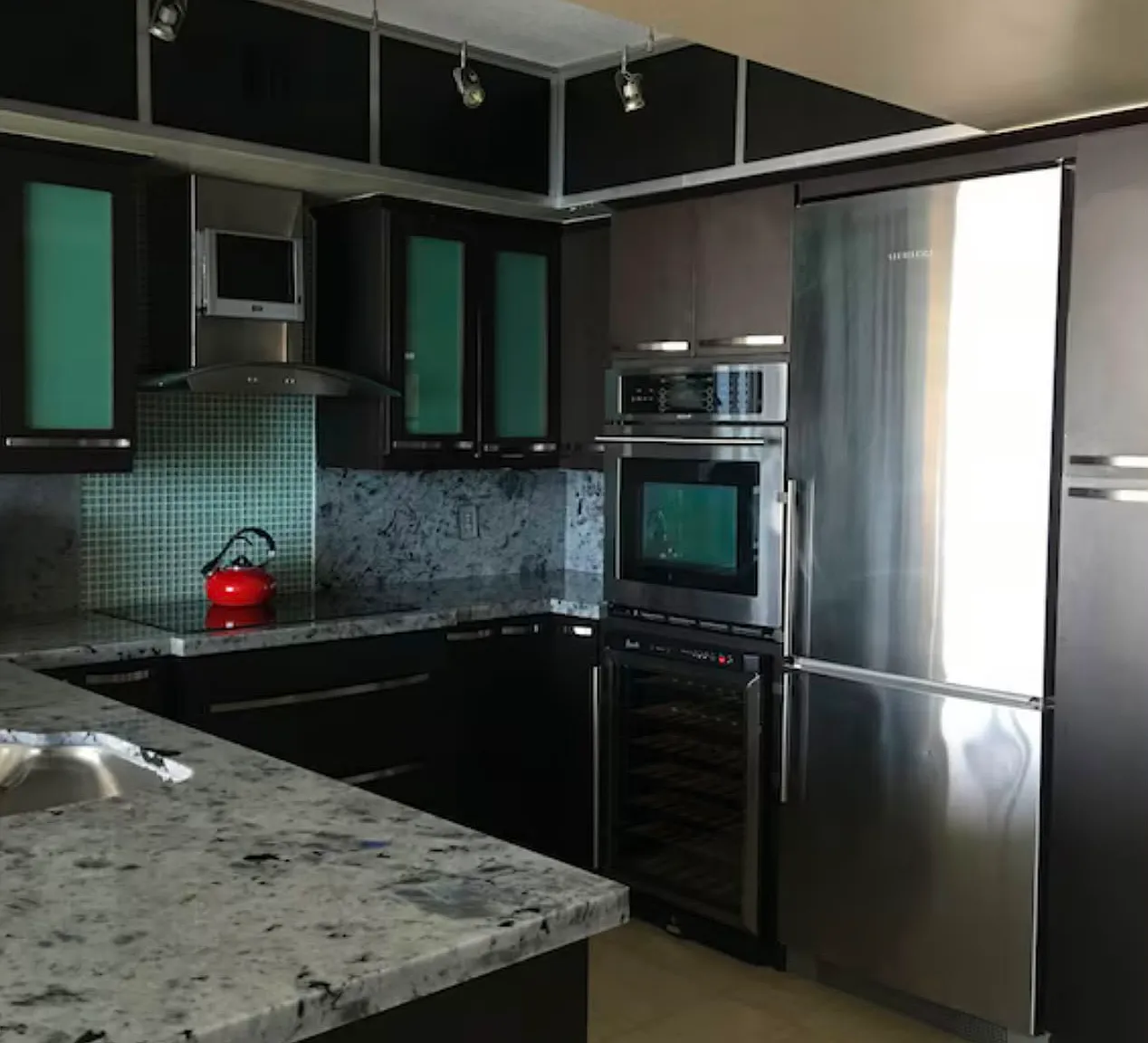 2 bed, 1423 sqft, $6,500 — Photo 2