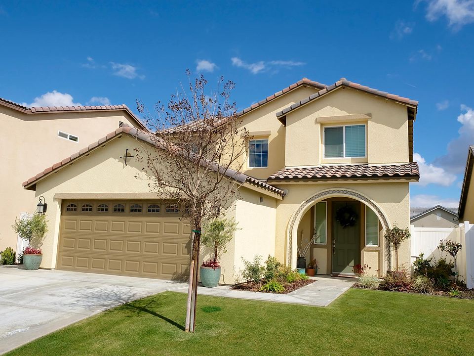 1st image of 402 White Alder Dr