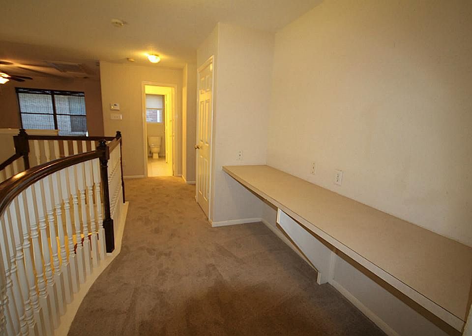 1st image of 4706 Russett Ln