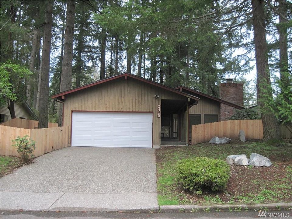 1st image of 2410 19th Way NW