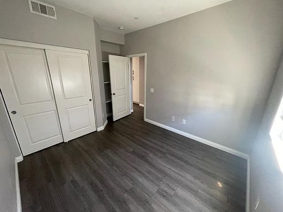 3rd image of 1130 Calle Montana