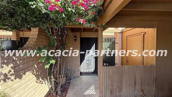 2875 N Tucson Blvd — Photo 2