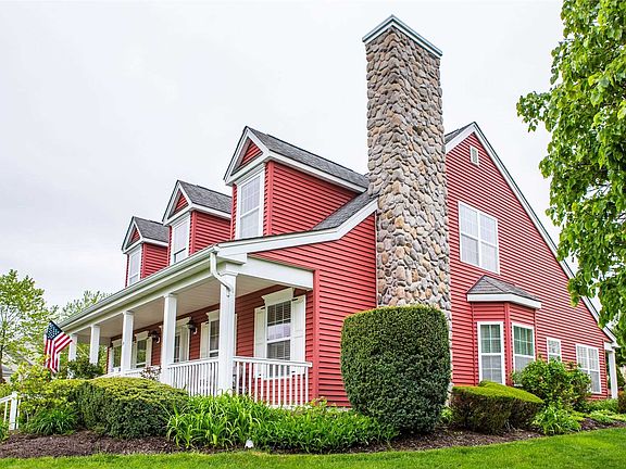 2nd image of 15 Golden Spruce Dr