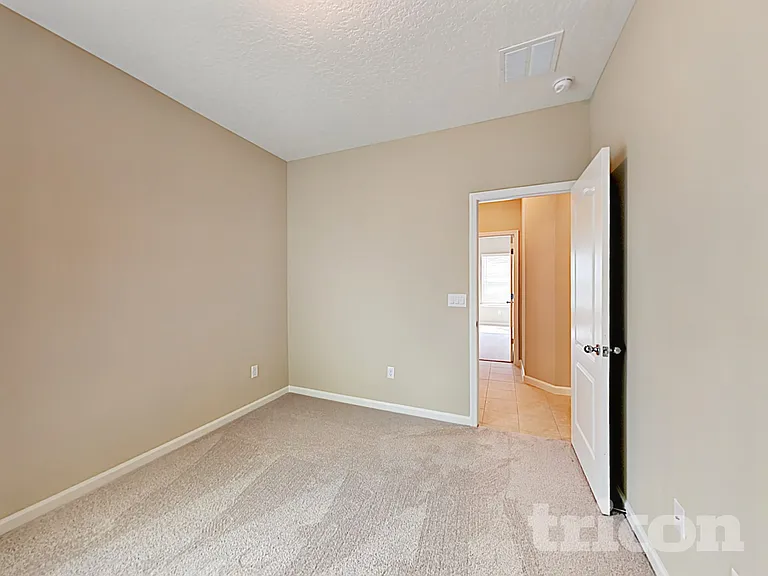 10226 Pavnes Creek Dr — Photo 21