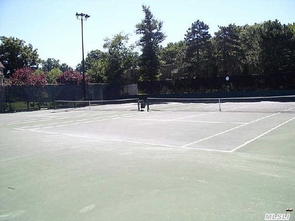 5th image of 1328 Robin Ln #1