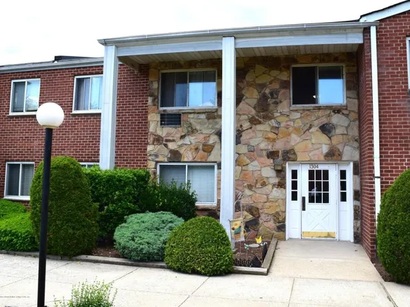 1304 Rockland Ave APT 1F, Staten Island, NY 10314