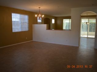 15535 Spruce Tree Way, Fontana, CA 92336